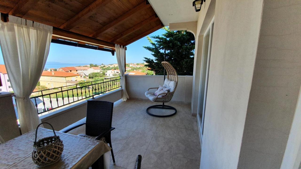 Apartments Manuel Banjol Екстер'єр фото