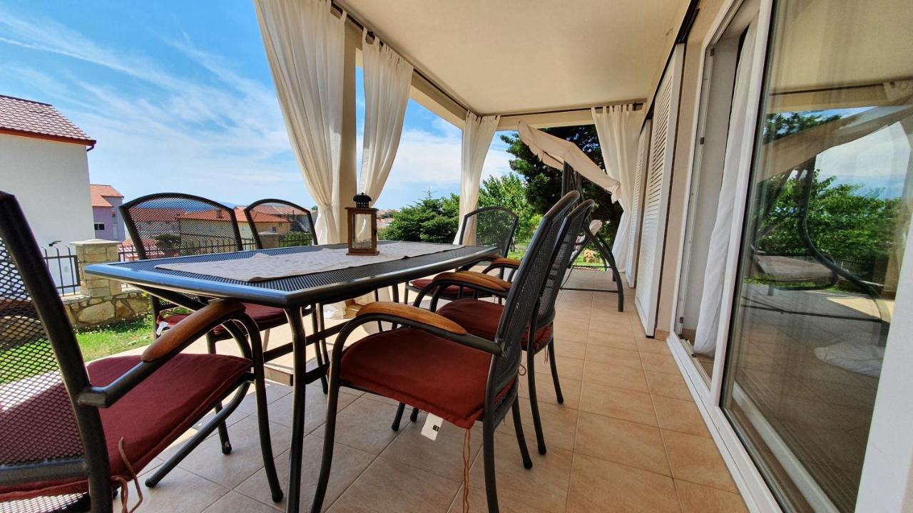 Apartments Manuel Banjol Екстер'єр фото