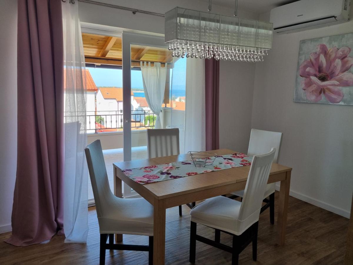 Apartments Manuel Banjol Екстер'єр фото