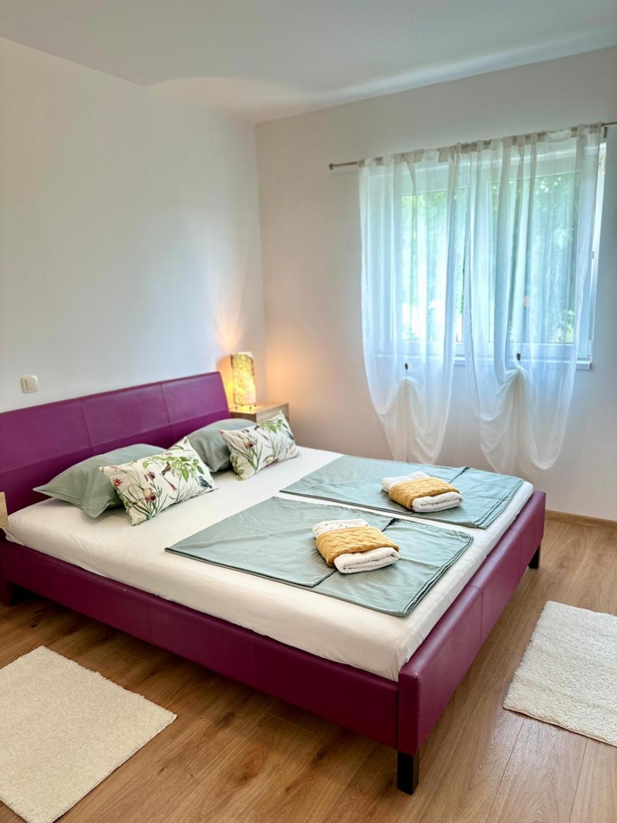 Apartments Manuel Banjol Екстер'єр фото