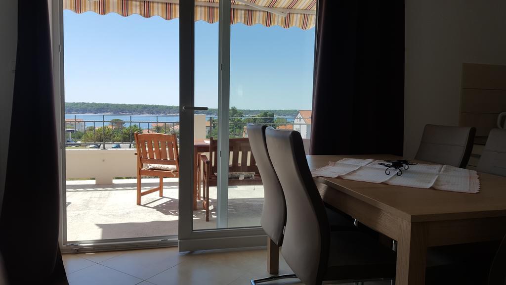 Apartments Manuel Banjol Екстер'єр фото