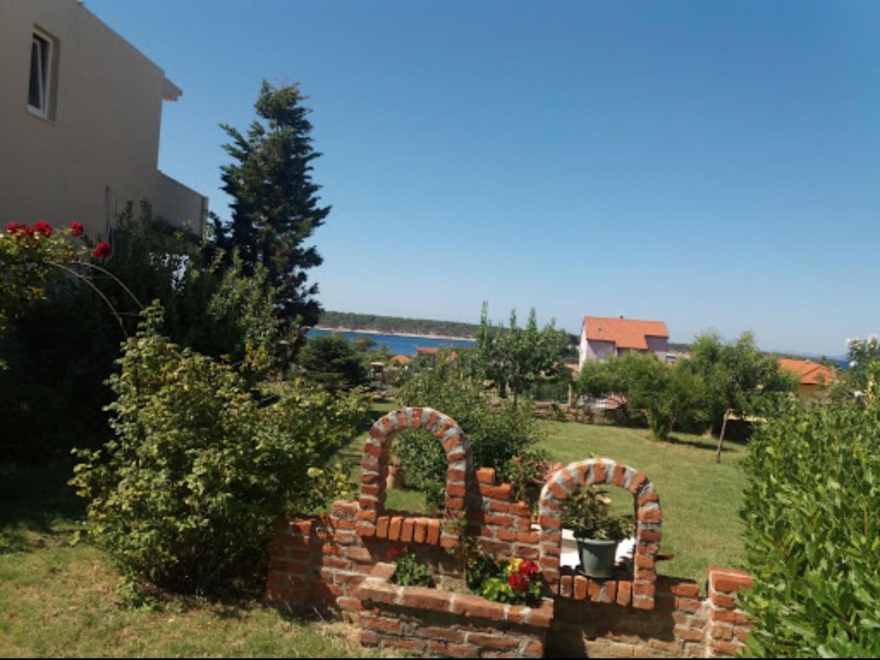 Apartments Manuel Banjol Екстер'єр фото
